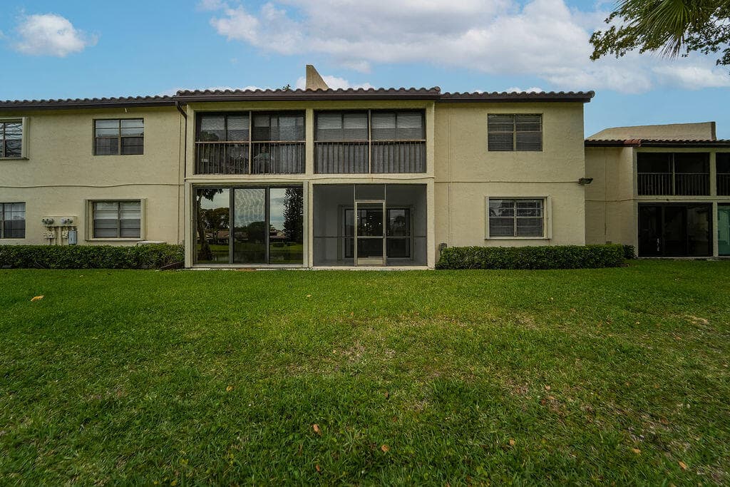 21839 Arriba Real 10g, Boca Raton, FL 33433 — photo 24 of 33