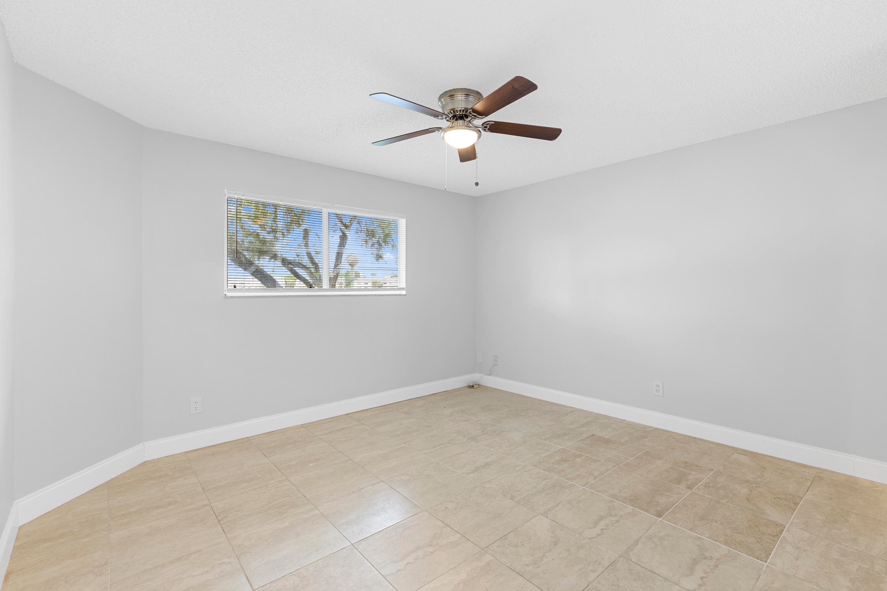3469 NW 44th Street 104, Lauderdale Lakes, FL 33309 — photo 20 of 43