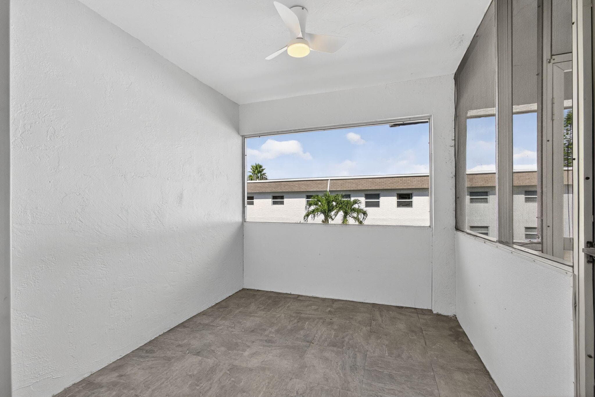 51 Stratford D, West Palm Beach, FL 33417 — photo 5 of 37
