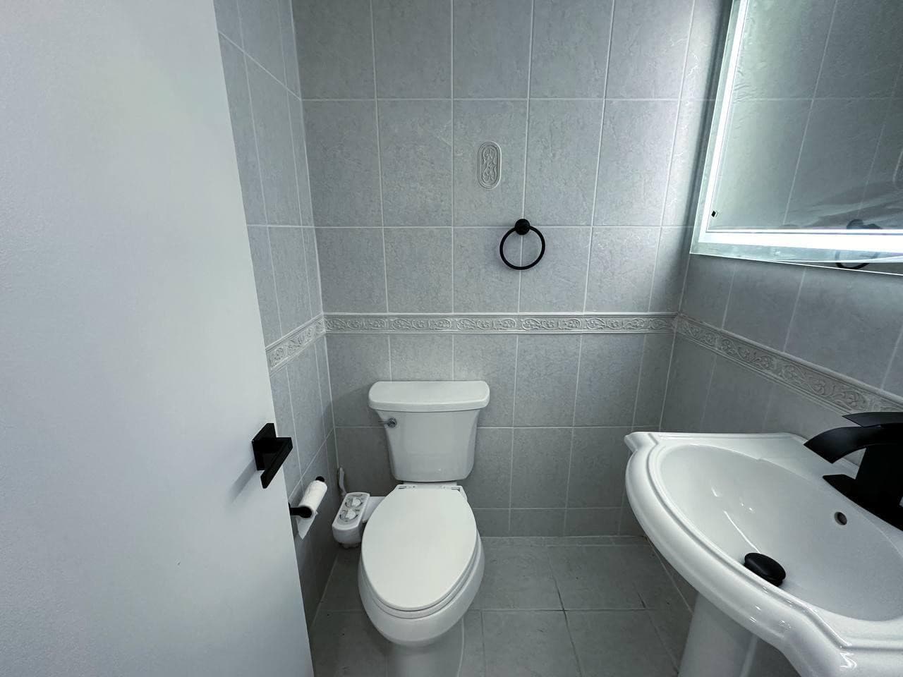 1985 S Ocean Drive 16b, Hallandale Beach, FL 33009 — photo 9 of 17