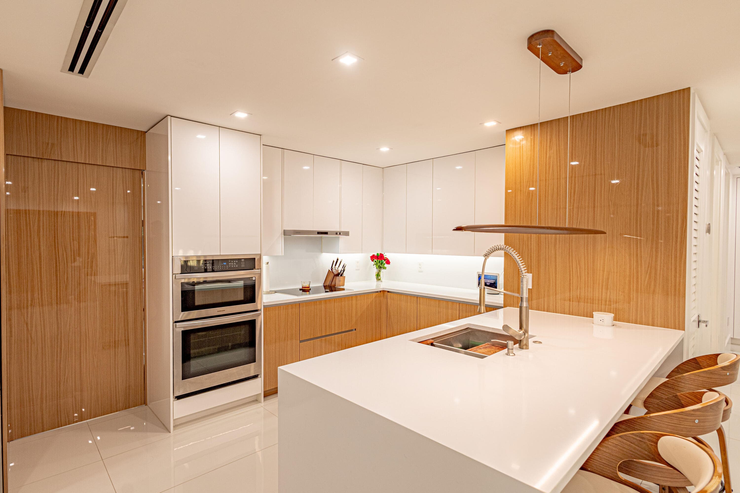 807 Hollywood Place, West Palm Beach, FL 33405 — photo 17 of 60