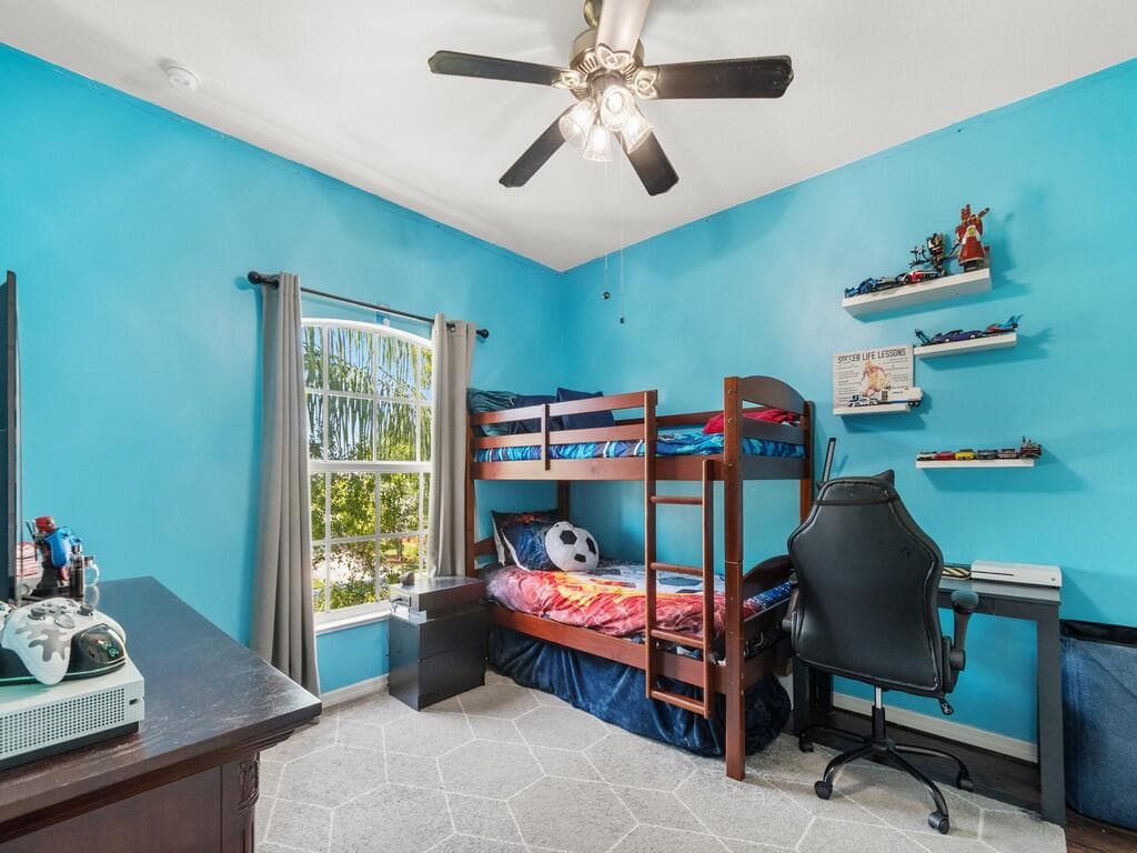 521 N Valencia Circle SW, Vero Beach, FL 32968 — photo 32 of 52