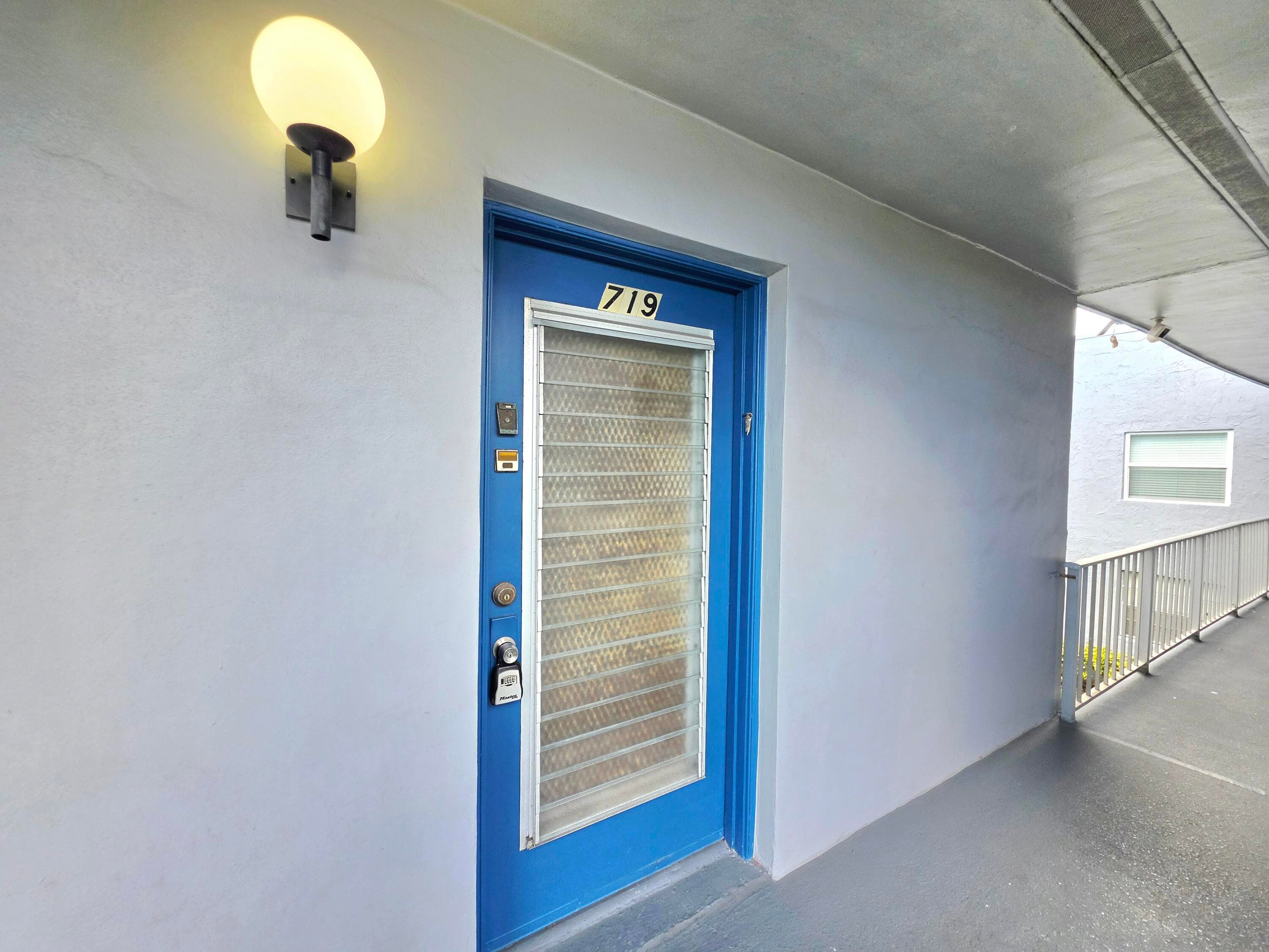 719 Flanders O, Delray Beach, FL 33484 — photo 18 of 39