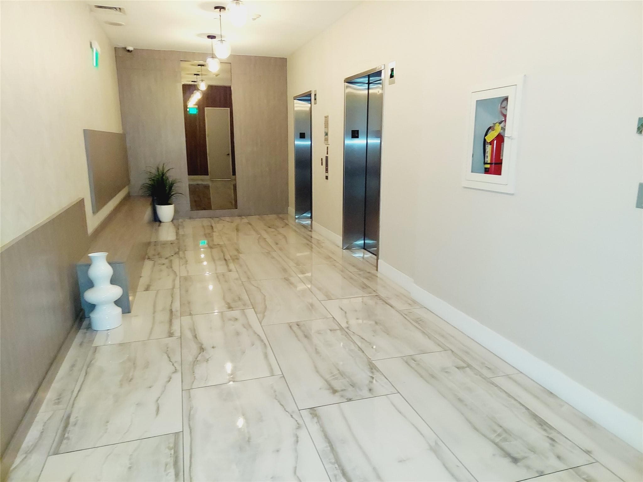 100 N Federal Highway 826, Fort Lauderdale, FL 33301 — photo 30 of 34
