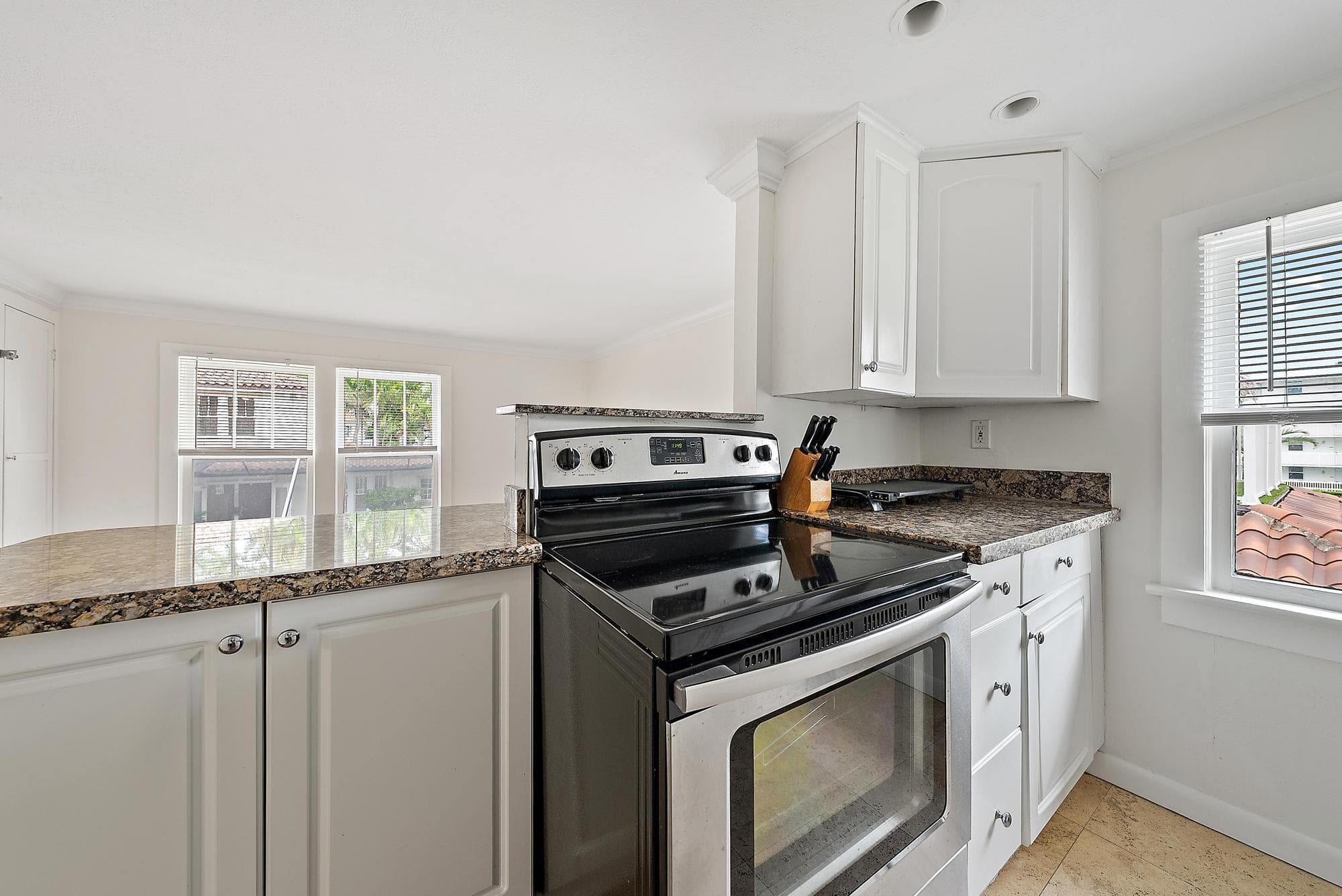 228 9th Street, West Palm Beach, FL 33401 — photo 34 of 46
