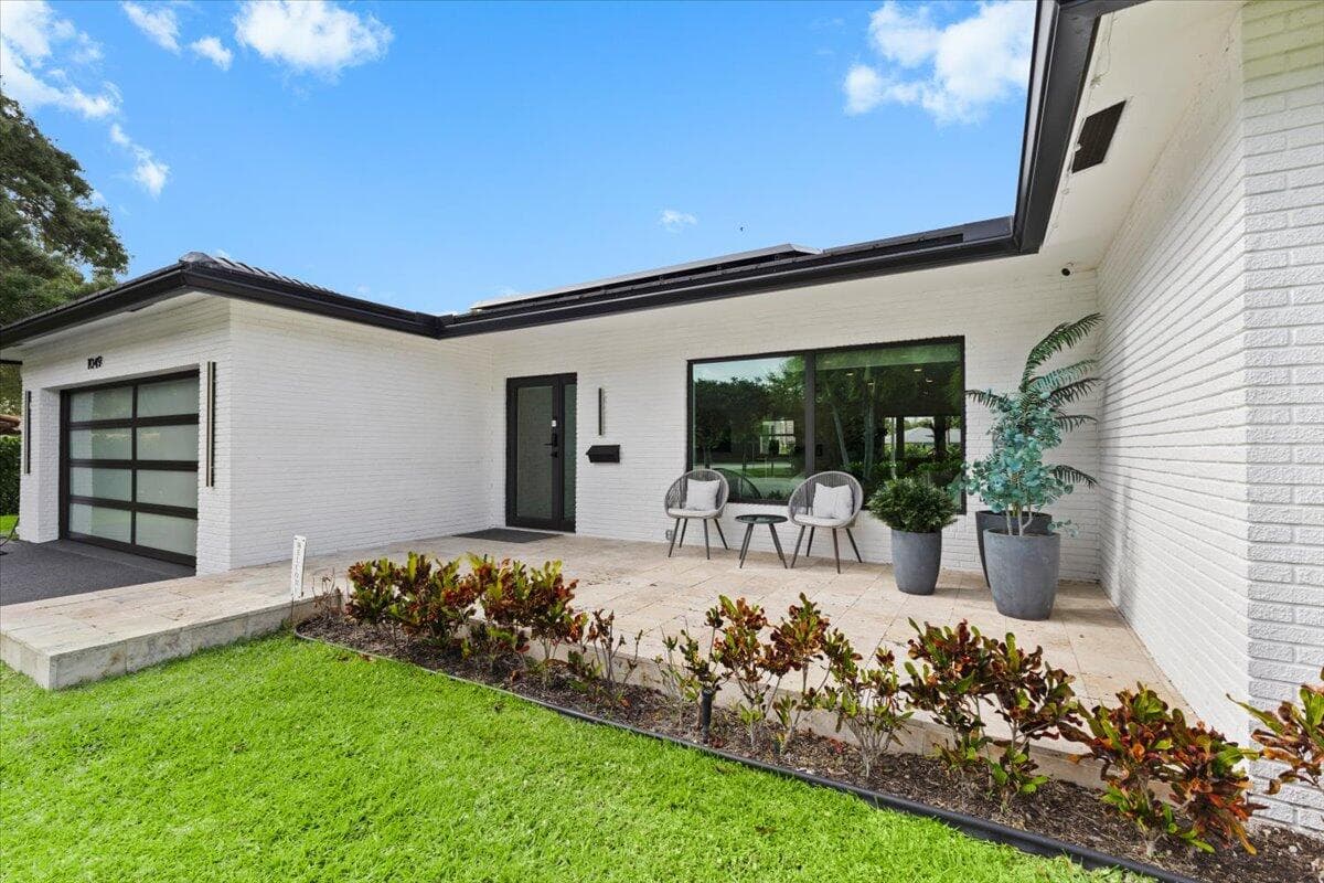 1049 W Palmetto Park Road, Boca Raton, FL 33486 — photo 4 of 40