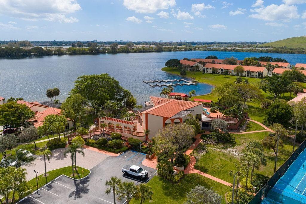 65 Centennial Court, Deerfield Beach, FL 33442 — photo 39 of 52