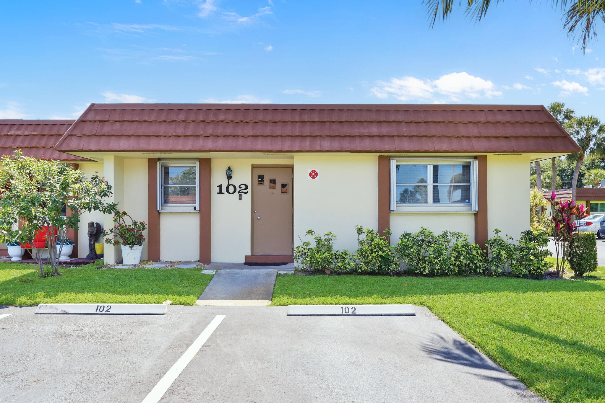 5780 Fernley Dr Drive W 102, West Palm Beach, FL 33415 — photo 1 of 29