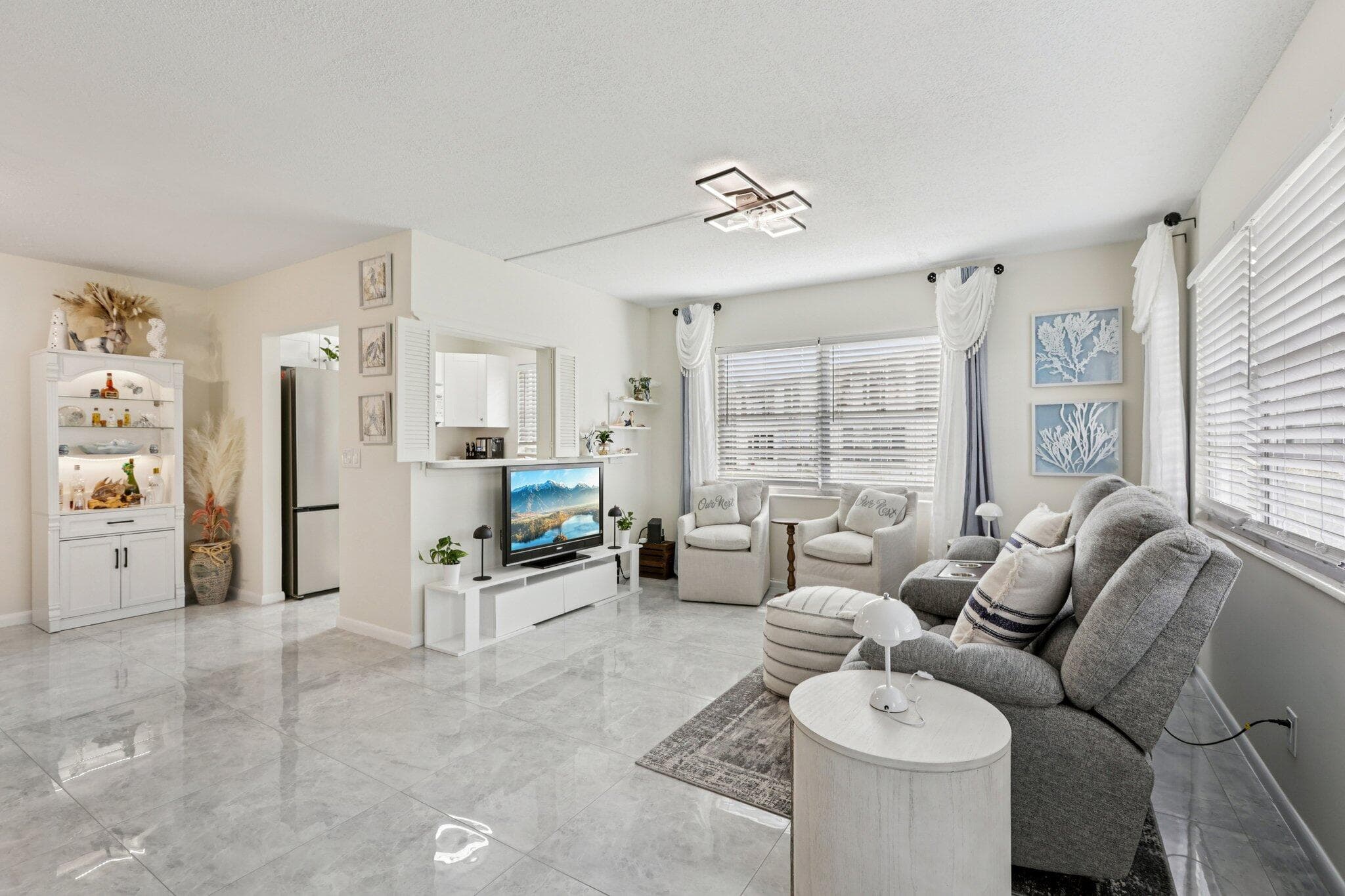 125 Oakridge J 125, Deerfield Beach, FL 33442 — photo 2 of 31