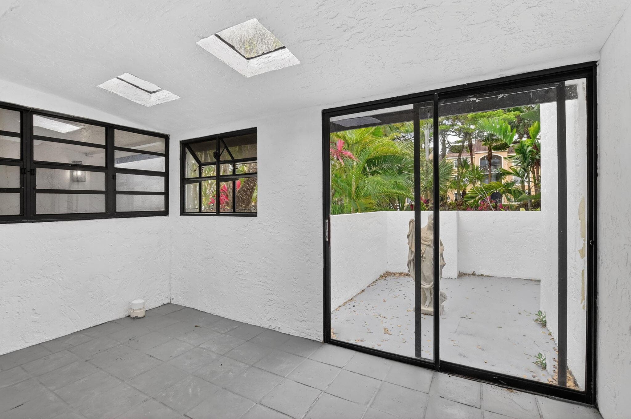 4701 NW 1st Place, Deerfield Beach, FL 33442 — photo 44 of 55