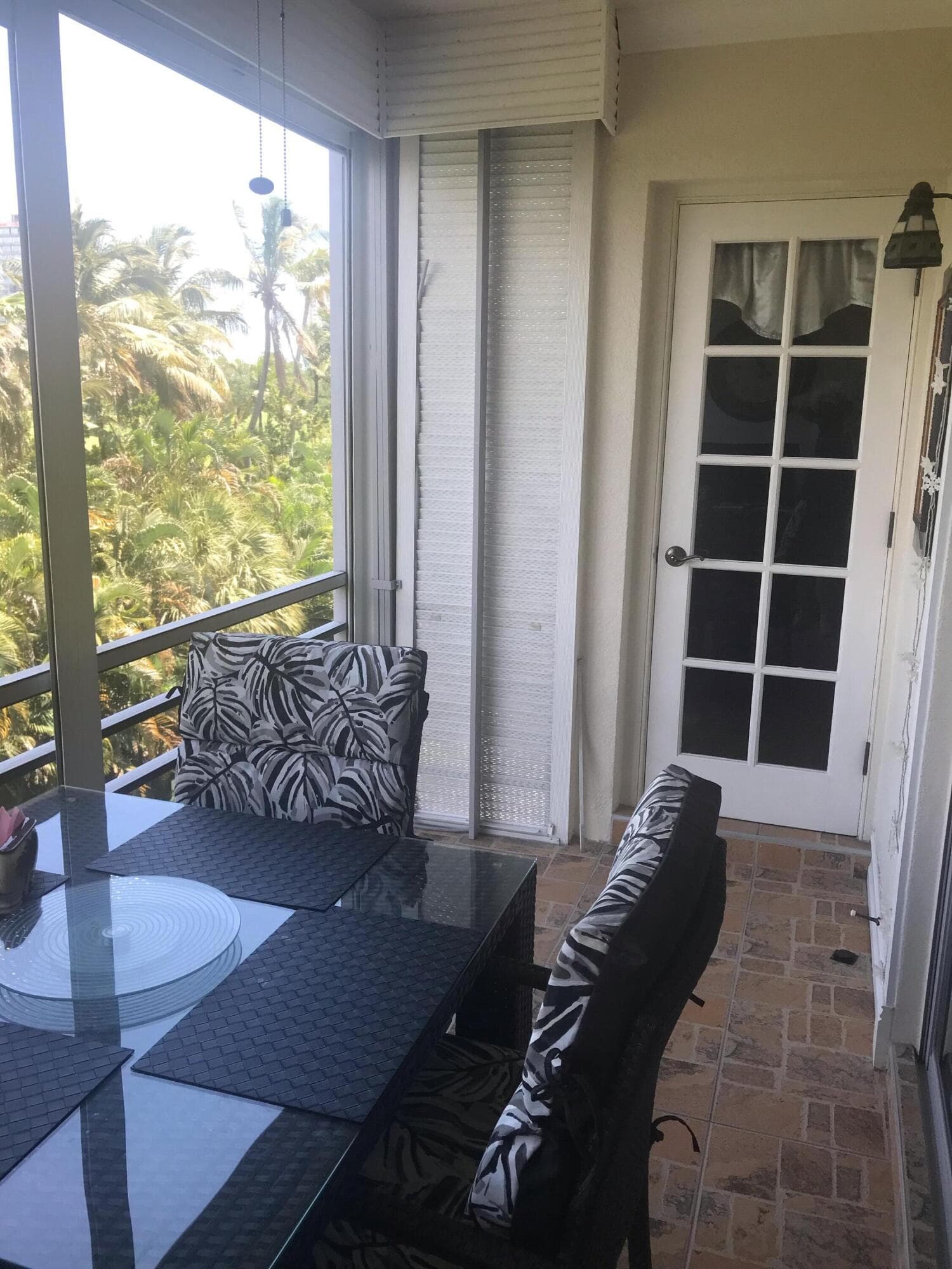 700 NE 14th Avenue NE 404, Hallandale Beach, FL 33009 — photo 14 of 43