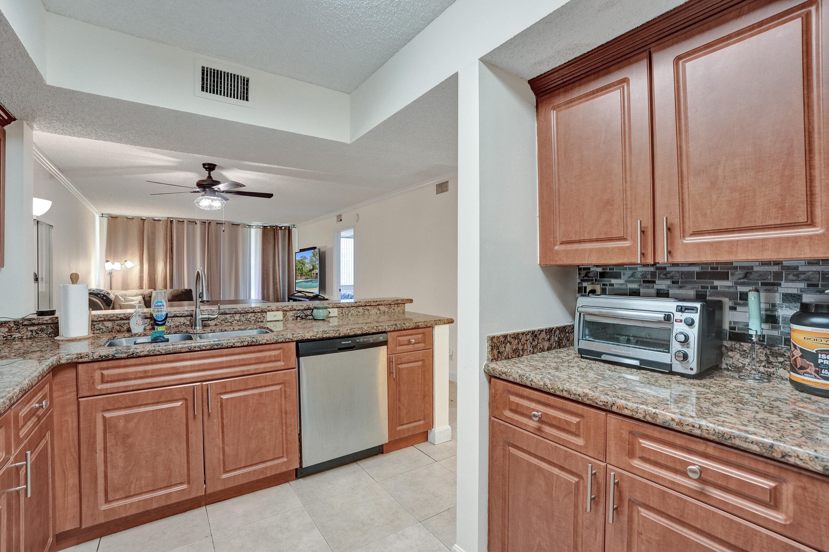 8266 NW 24th Street 8266, Coral Springs, FL 33065 — photo 31 of 39