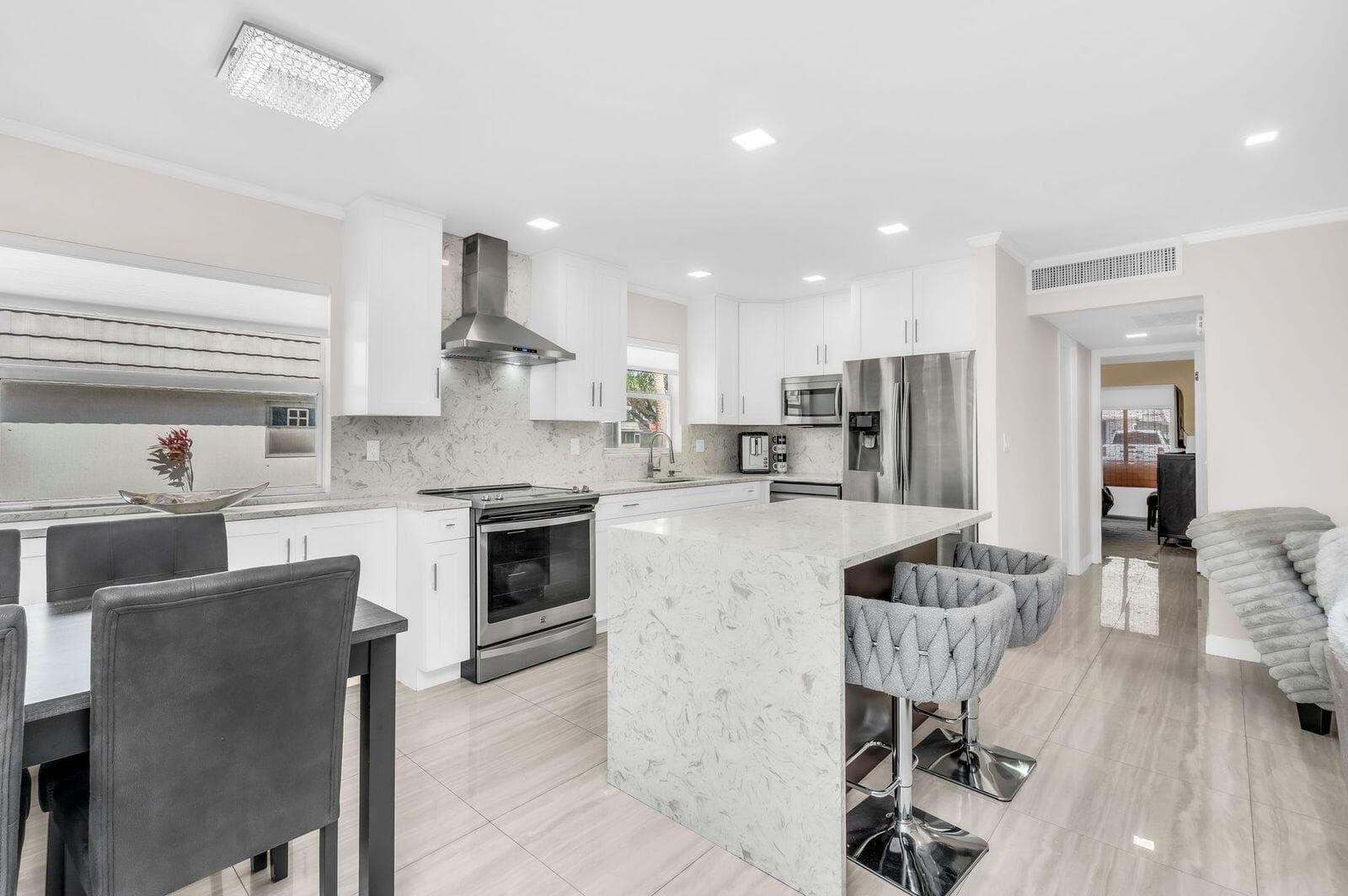 92 Valencia Drive D, Delray Beach, FL 33446 — photo 5 of 45