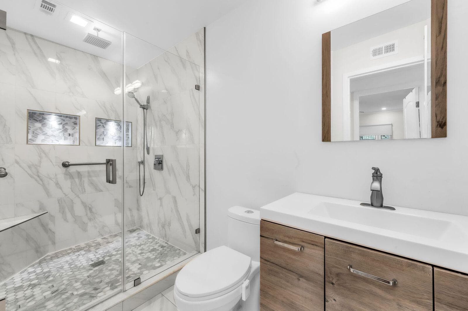 92 Valencia Drive D, Delray Beach, FL 33446 — photo 17 of 45