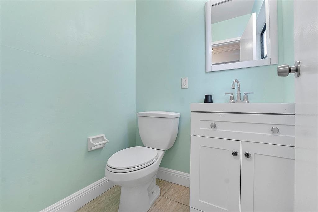 301 N Pine Island Road 107, Plantation, FL 33324 — photo 16 of 28