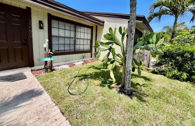 2260 Plum Court, Pembroke Pines, FL 33026 — photo 2 of 33