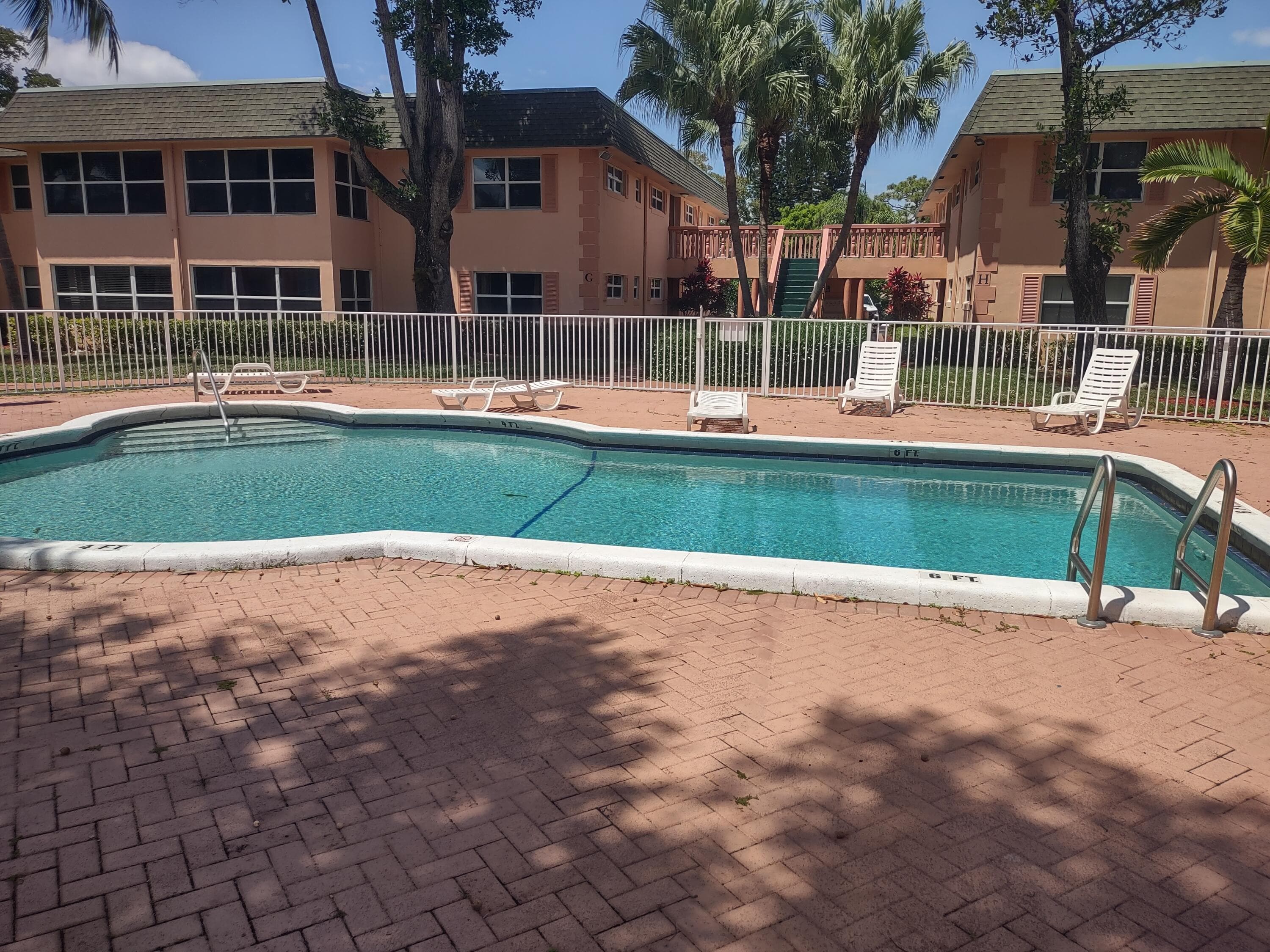 770 SE 2nd Avenue, Deerfield Beach, FL 33441 — photo 5 of 14