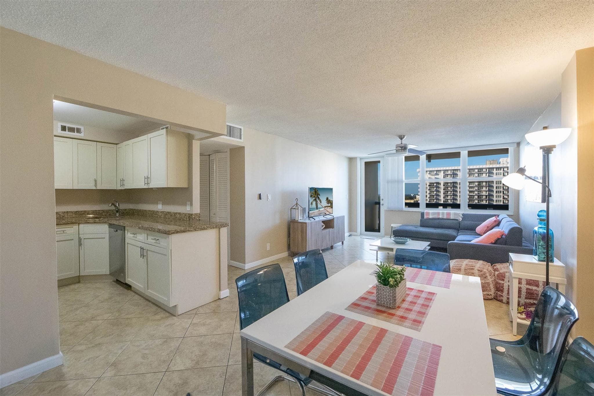 305 N Pompano Beach Boulevard 1403, Pompano Beach, FL 33062 — photo 2 of 56