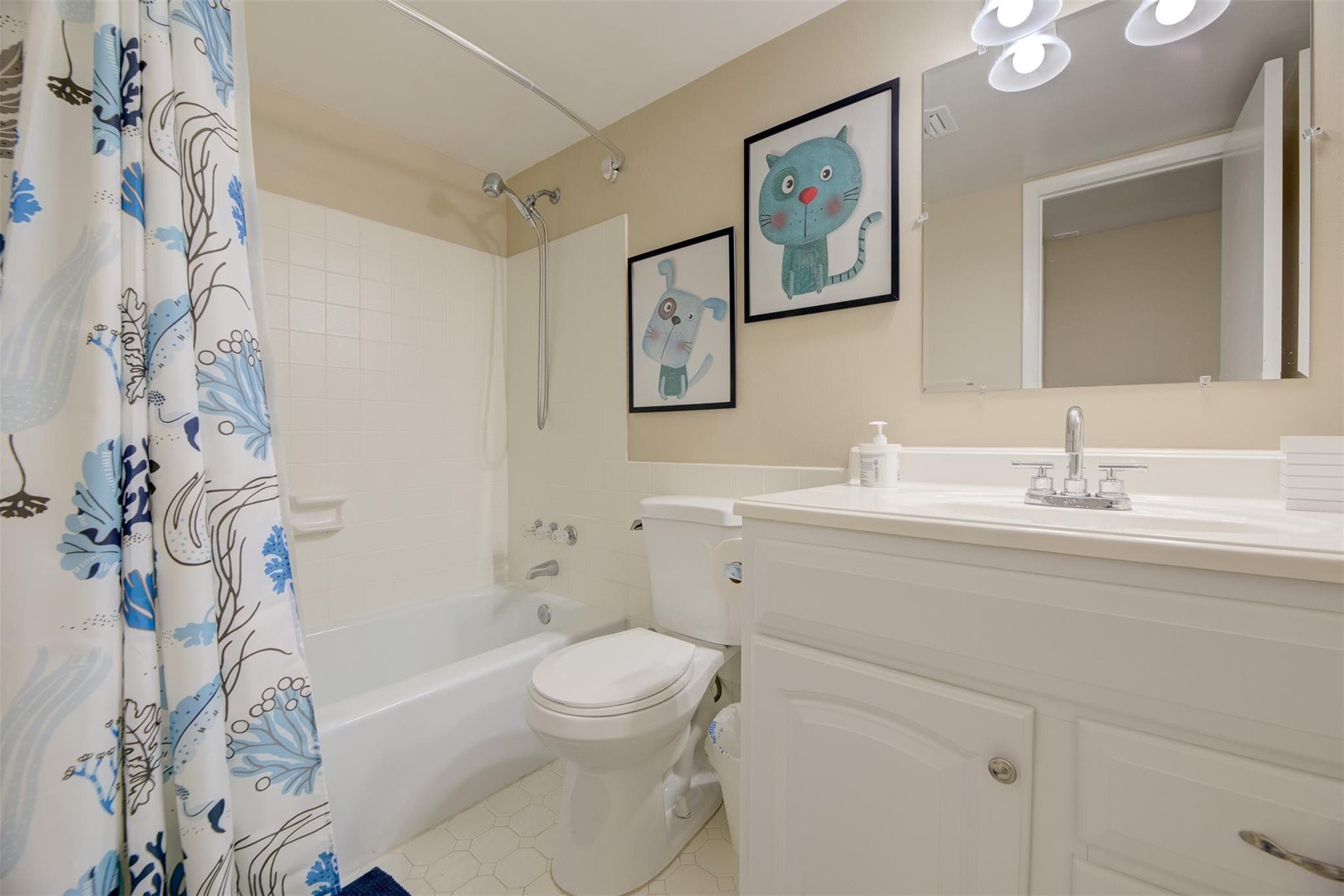 305 N Pompano Beach Boulevard 1403, Pompano Beach, FL 33062 — photo 14 of 56