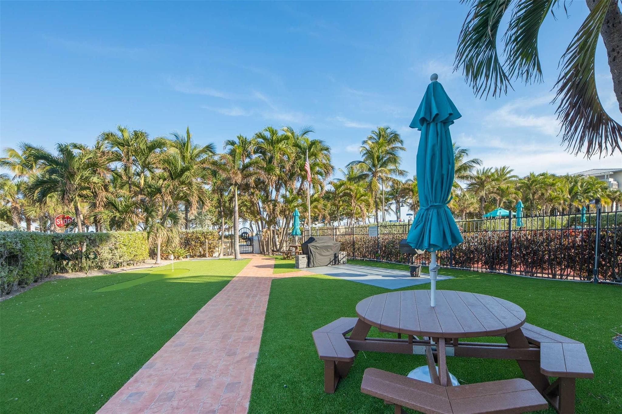 305 N Pompano Beach Boulevard 1403, Pompano Beach, FL 33062 — photo 38 of 56
