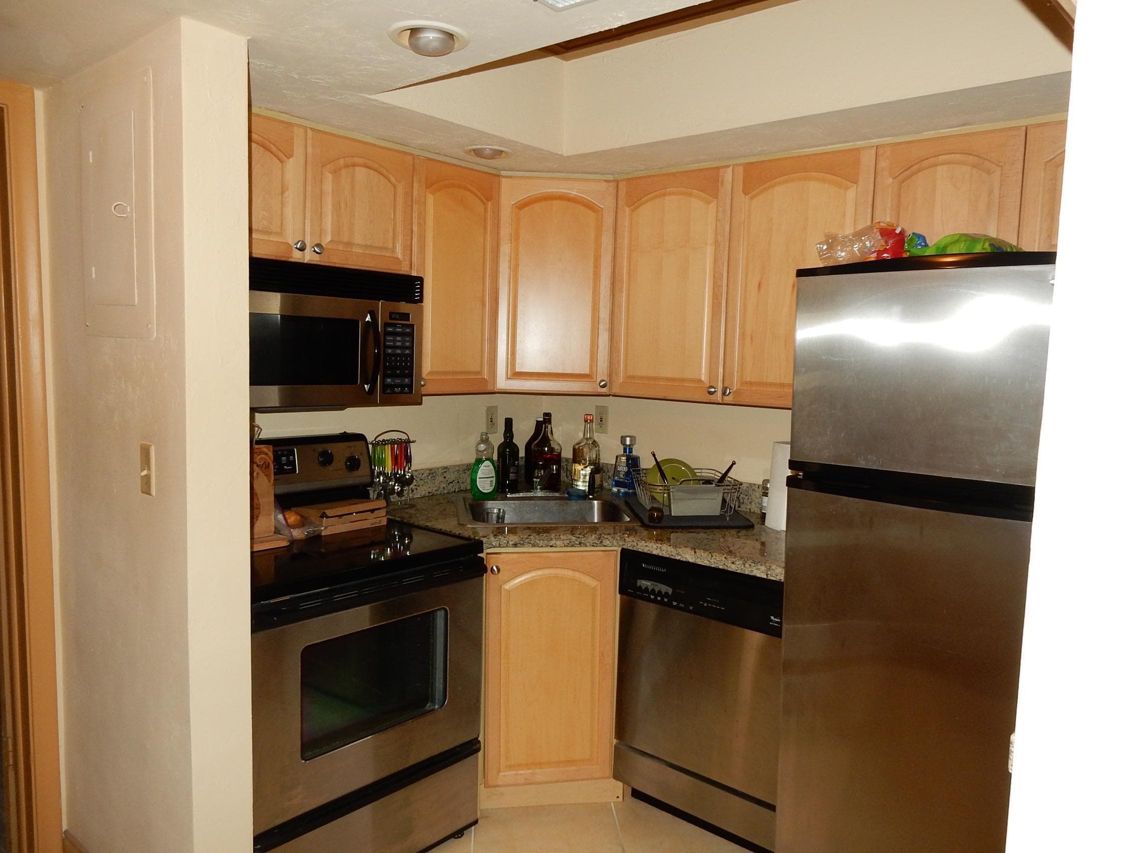 901 NE 3rd Street 203, Fort Lauderdale, FL 33301 — photo 4 of 18