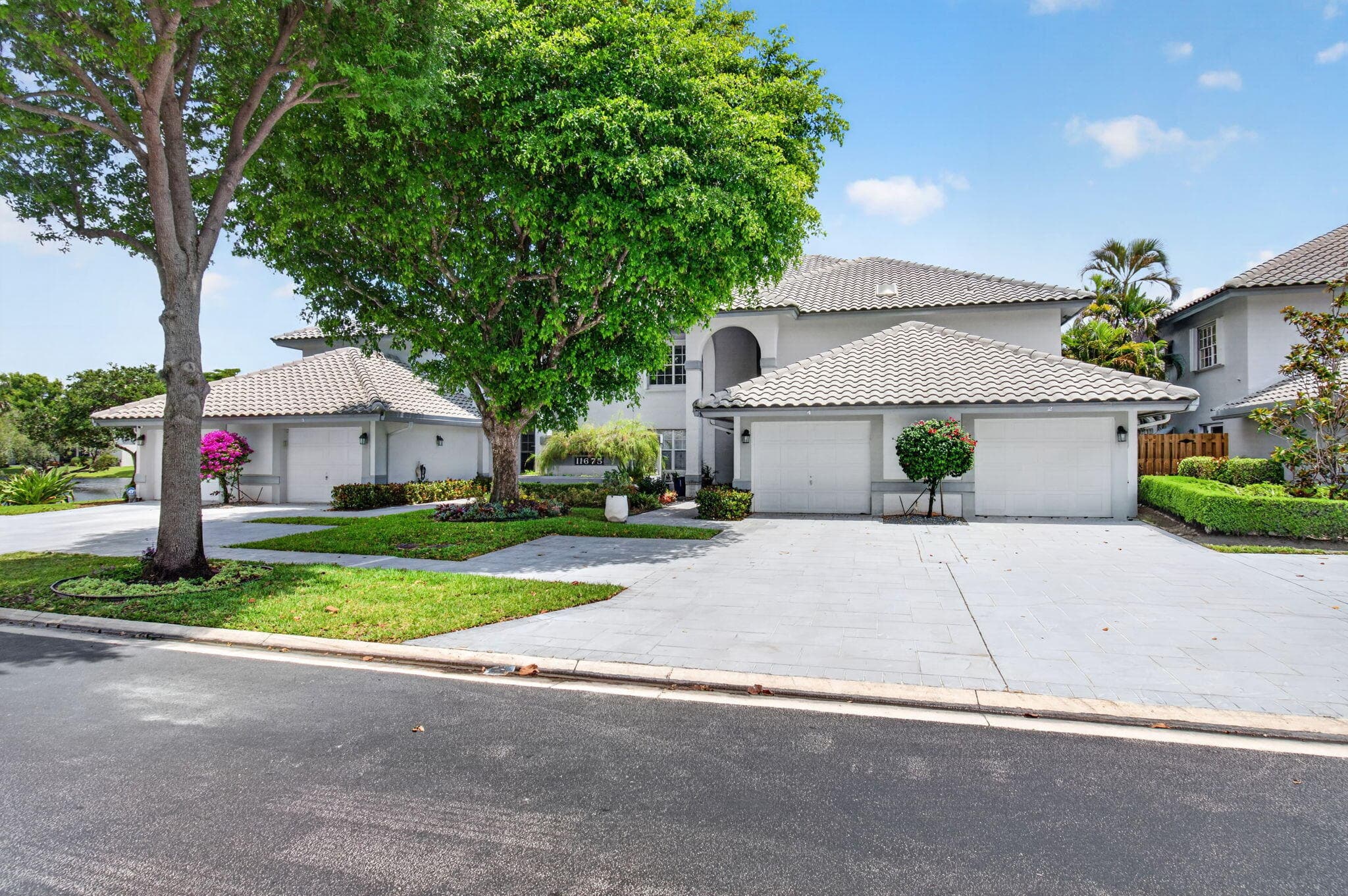 11675 Briarwood Circle 2, Boynton Beach, FL 33437 — photo 2 of 79