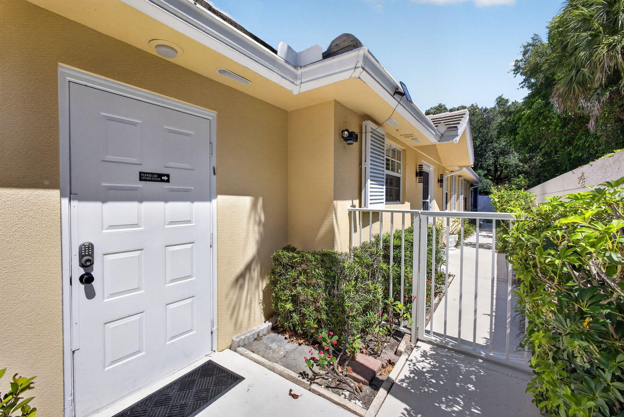 4047 Grove Point Road, Palm Beach Gardens, FL 33410 — photo 6 of 76