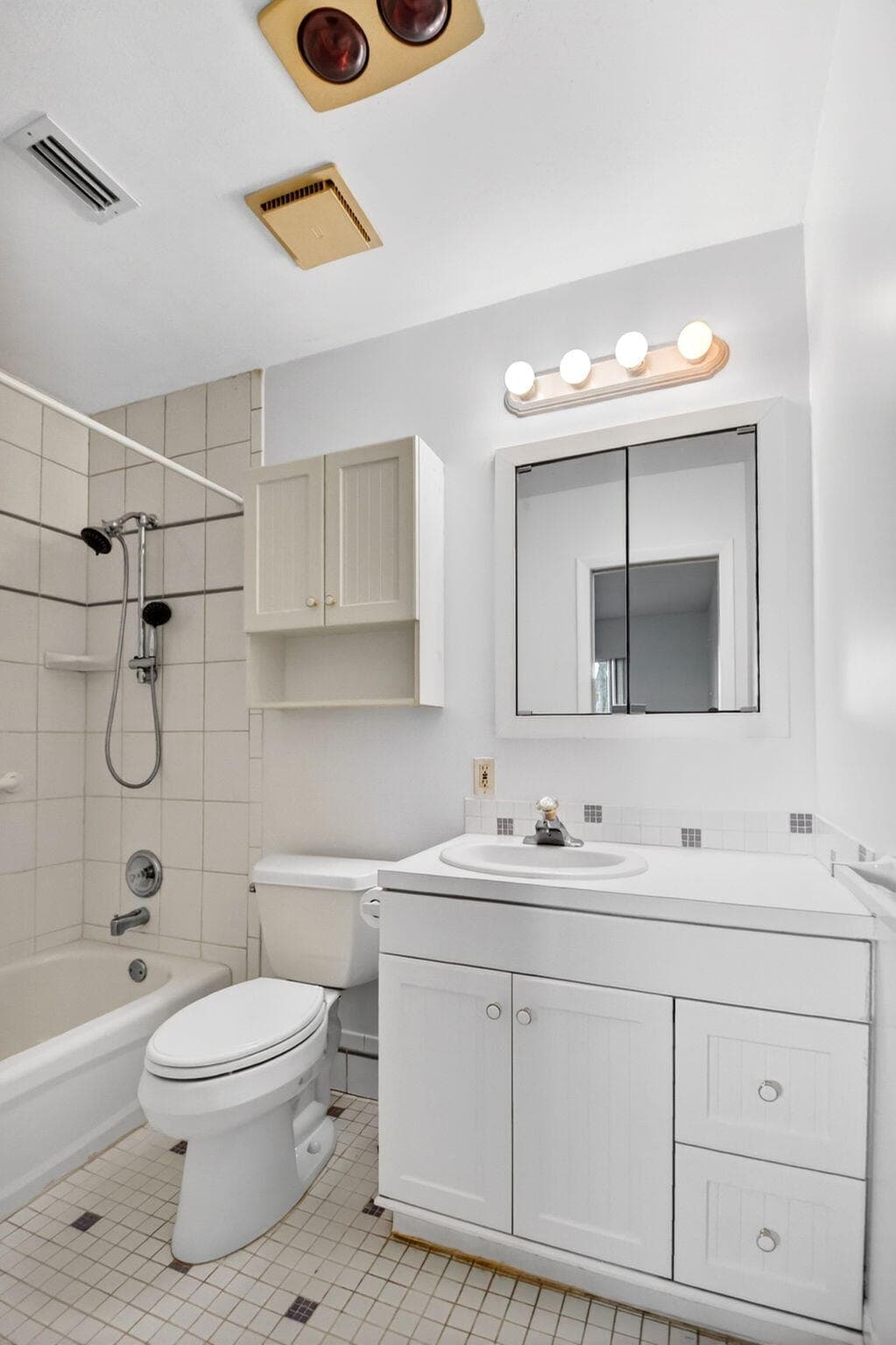 2886 E Fernley Dr Drive E 9, West Palm Beach, FL 33415 — photo 26 of 42