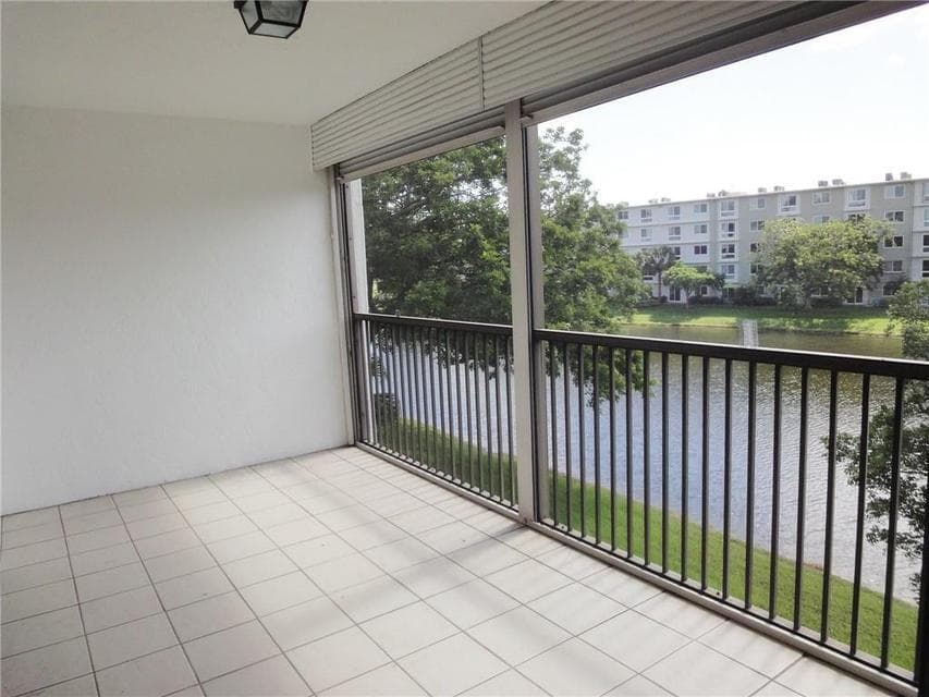2213 Cypress Island Drive 308, Pompano Beach, FL 33069 — photo 8 of 16