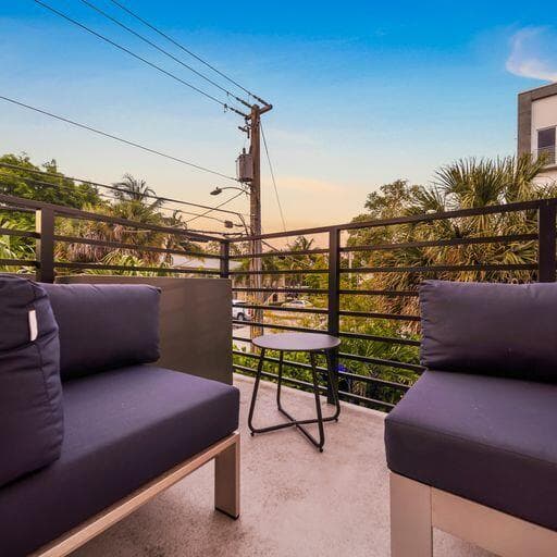 1058 N Victoria Park Road N, Fort Lauderdale, FL 33304 — photo 11 of 28
