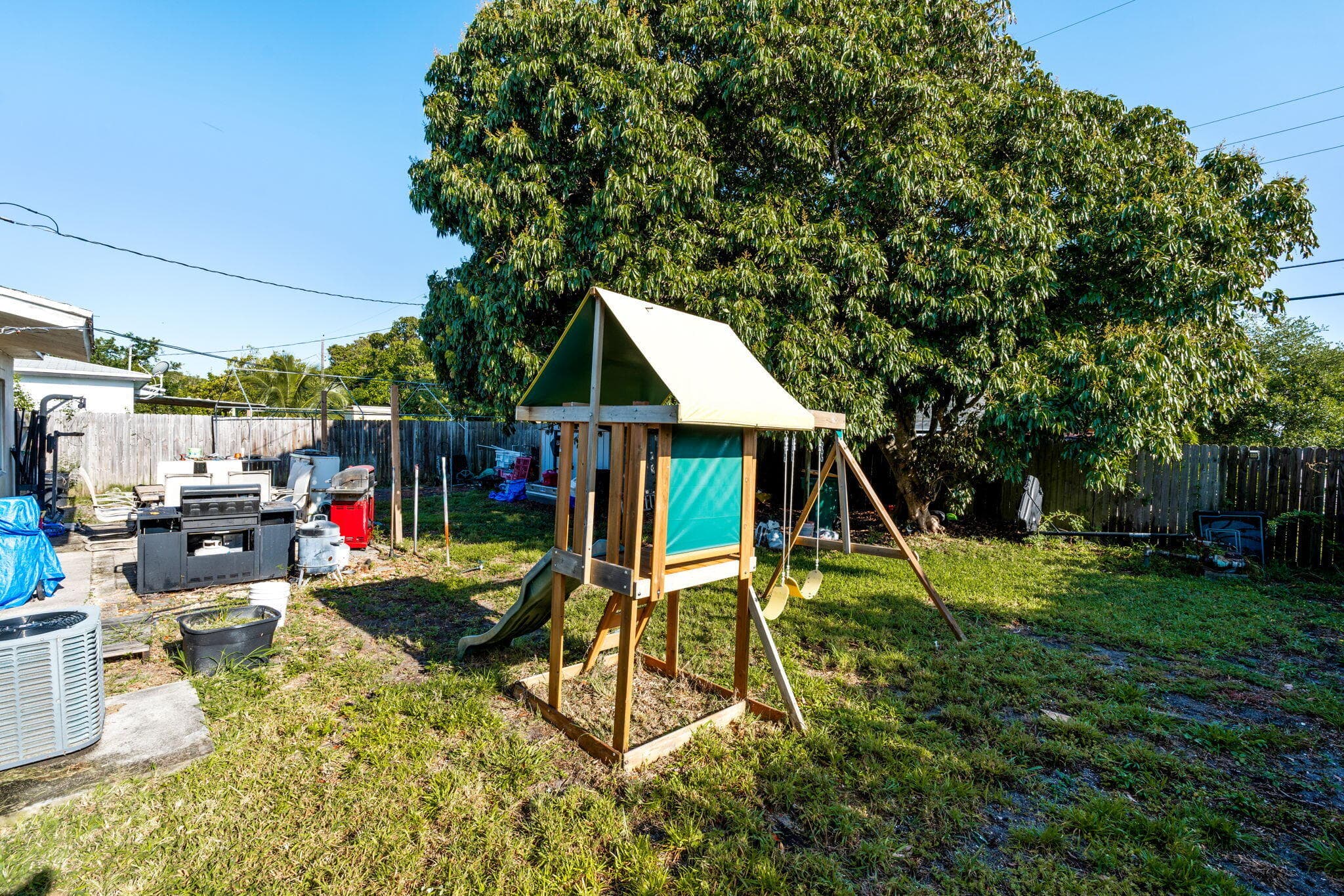 1110 14th Court S, Lake Worth Beach, FL 33460 — photo 21 of 23