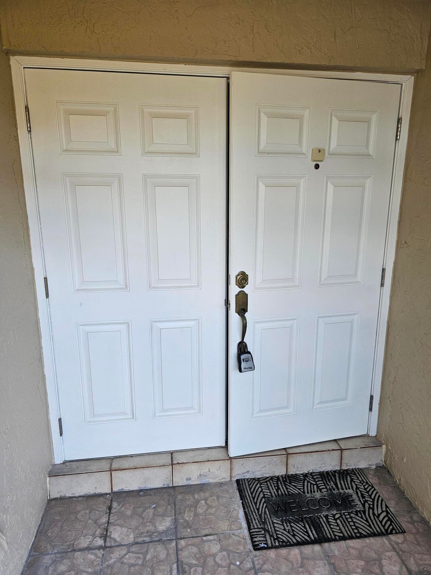 7230 NW 47th Place NW, Lauderhill, FL 33319 — photo 11 of 33