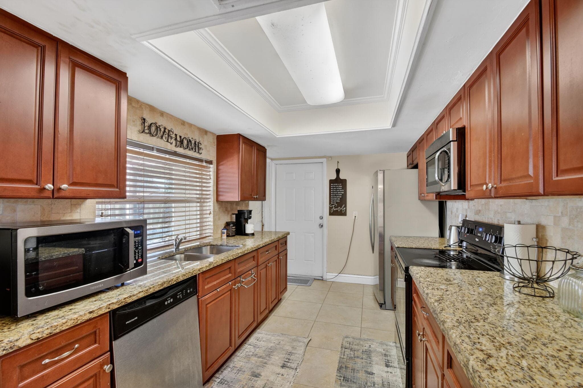 1660 40th Street, West Palm Beach, FL 33407 — photo 16 of 74