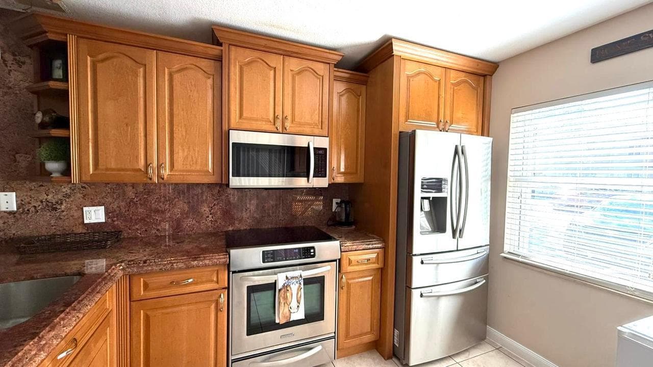 40 Essex Court C, Royal Palm Beach, FL 33411 — photo 6 of 15