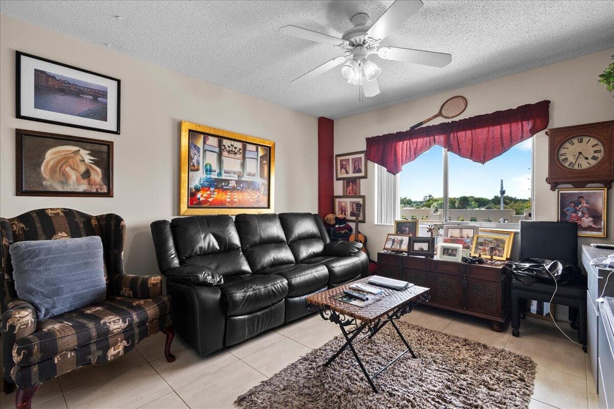 6768 N 10th Avenue 410, Lake Worth, FL 33467 — photo 17 of 37
