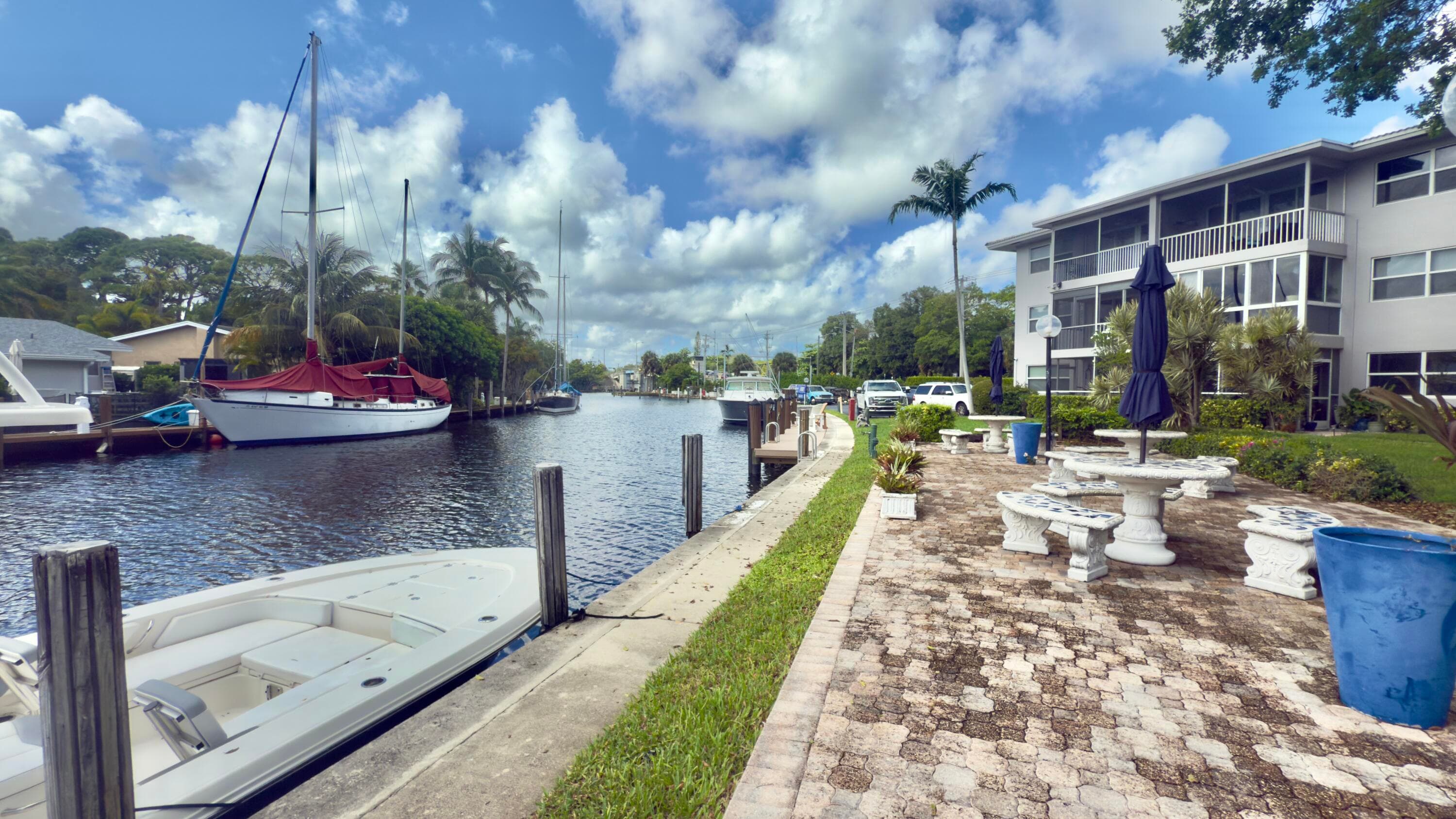 1200 SW 12th Street SW 305, Fort Lauderdale, FL 33315 — photo 4 of 32