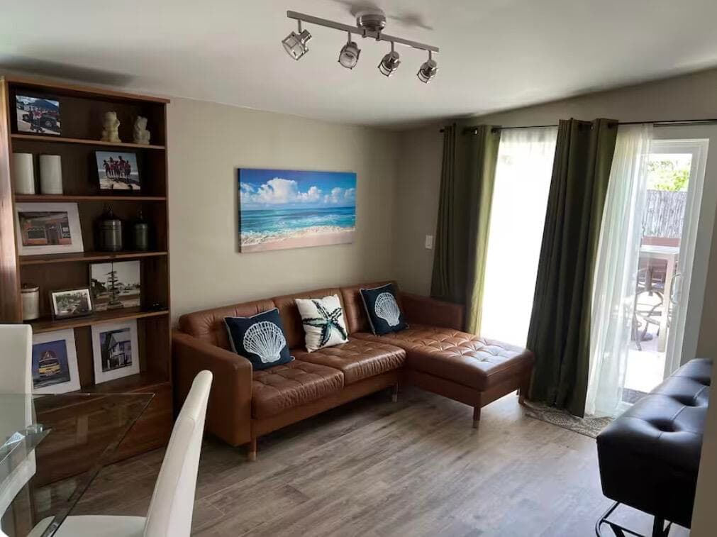 511 SE 5th Street SE, Pompano Beach, FL 33060 — photo 5 of 19