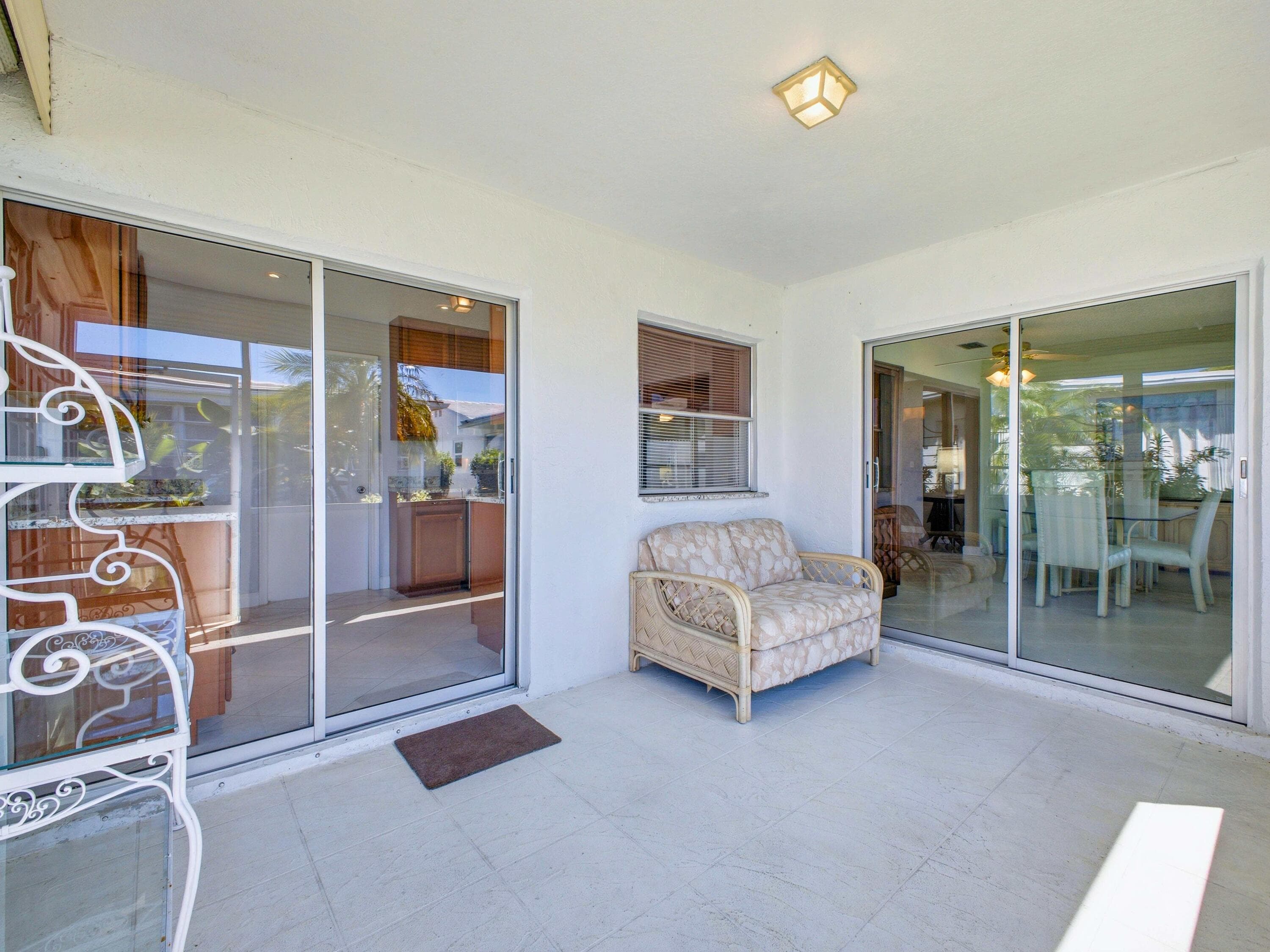2020 SW 17th Avenue, Boynton Beach, FL 33426 — photo 15 of 36
