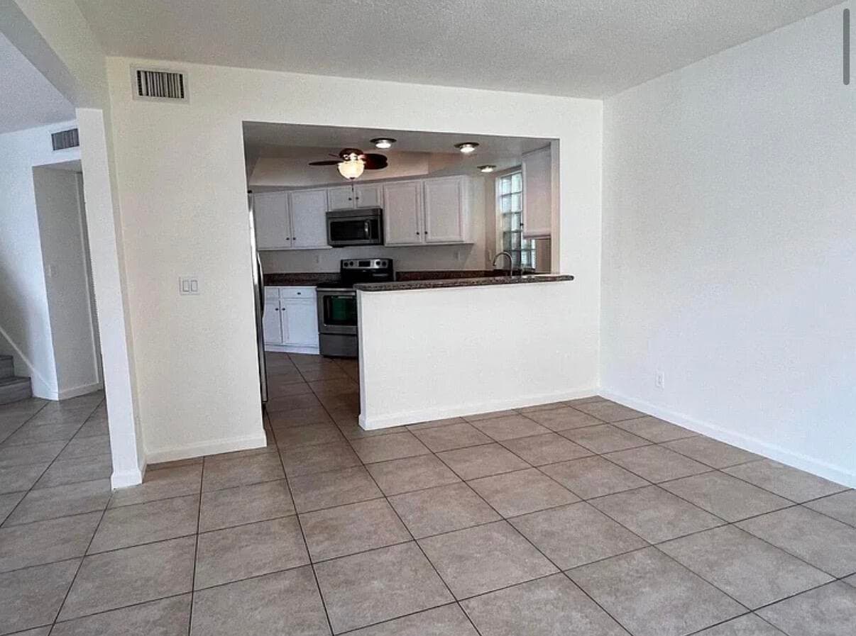4328 Hazel Avenue C, Palm Beach Gardens, FL 33410 — photo 12 of 25
