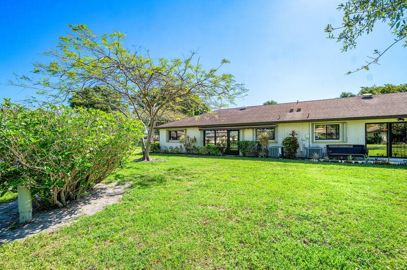 10120 Eaglewood Terrace B, Boynton Beach, FL 33436 — photo 32 of 37
