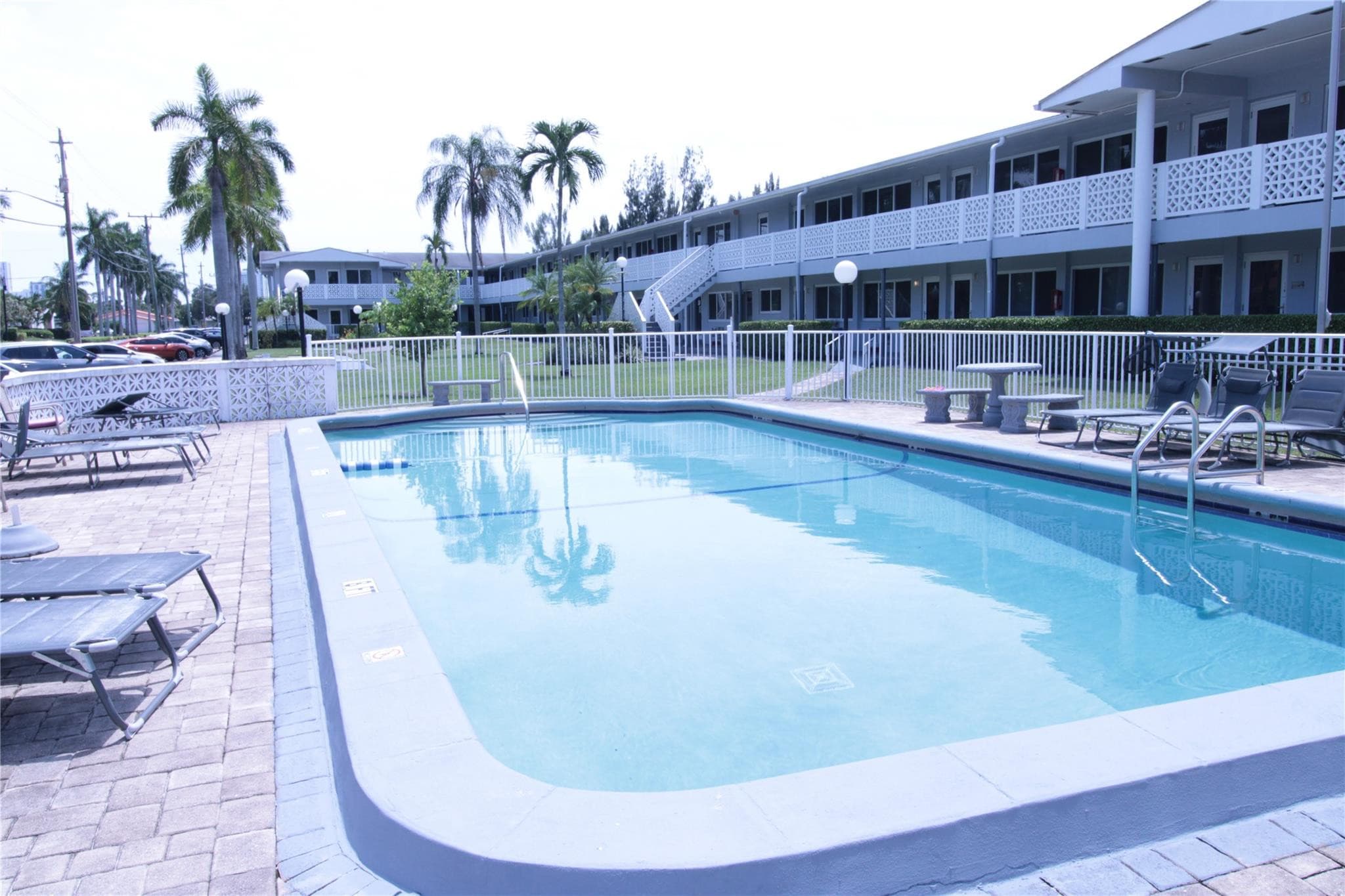 600 Layne Boulevard 119, Hallandale Beach, FL 33009 — photo 13 of 14
