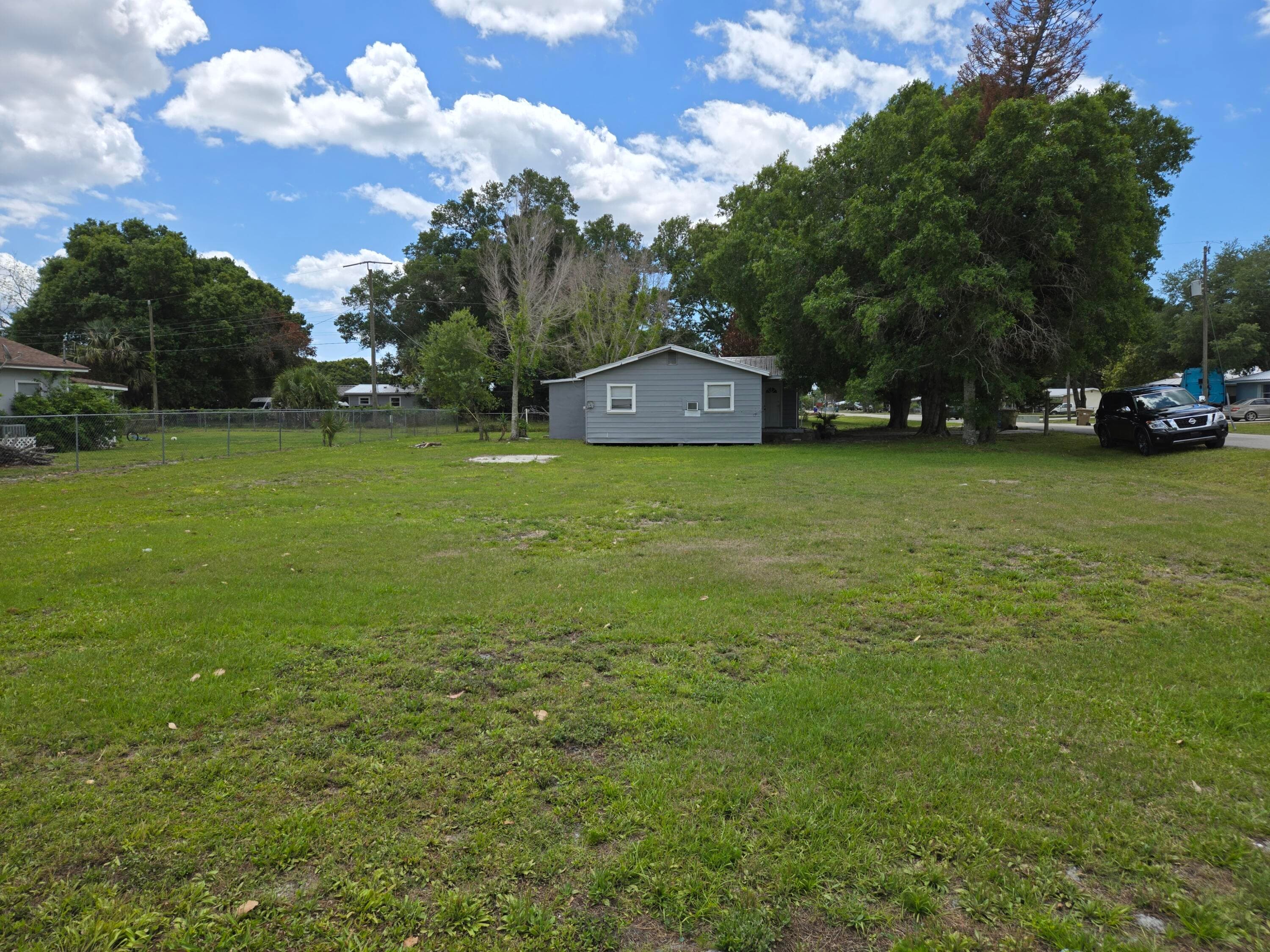 408 NW 10th Avenue, Okeechobee, FL 34974 — photo 10 of 29