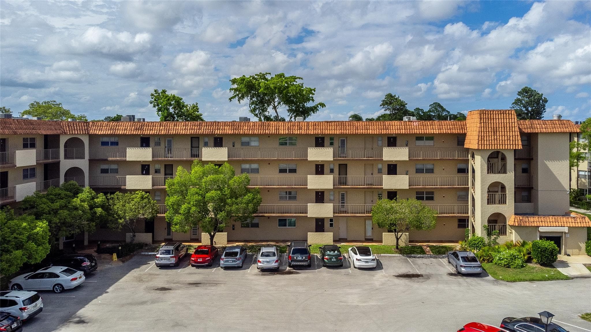 6201 N Falls Cir Drive 403, Lauderhill, FL 33319 — photo 34 of 39