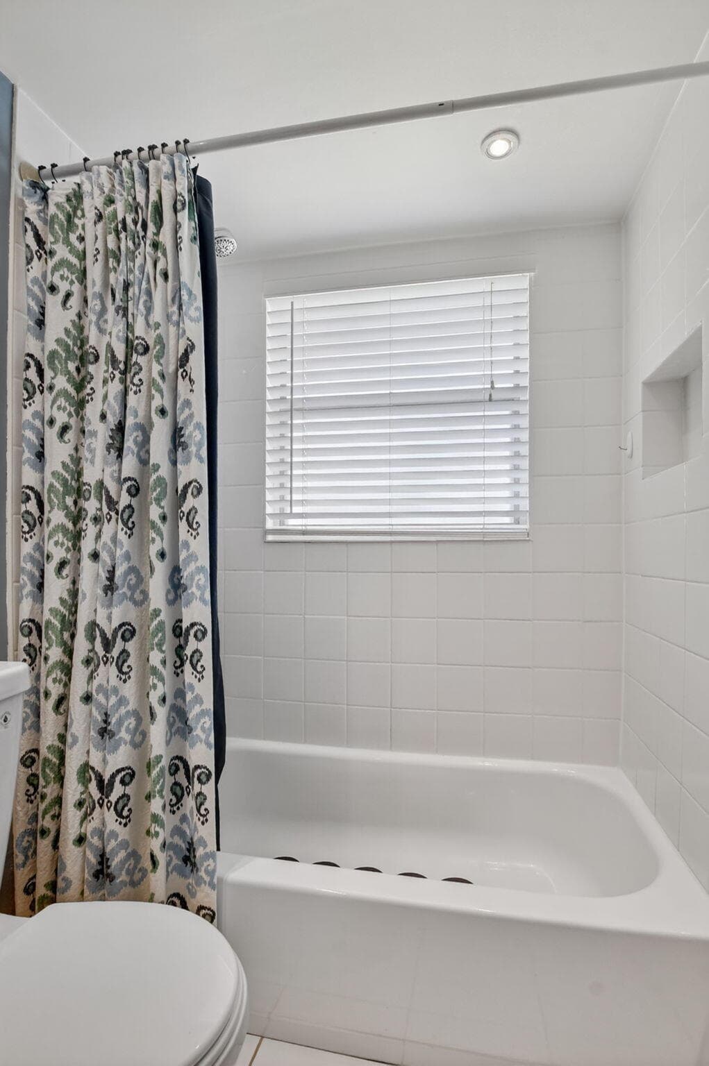 492 W Tilford W, Deerfield Beach, FL 33442 — photo 19 of 97