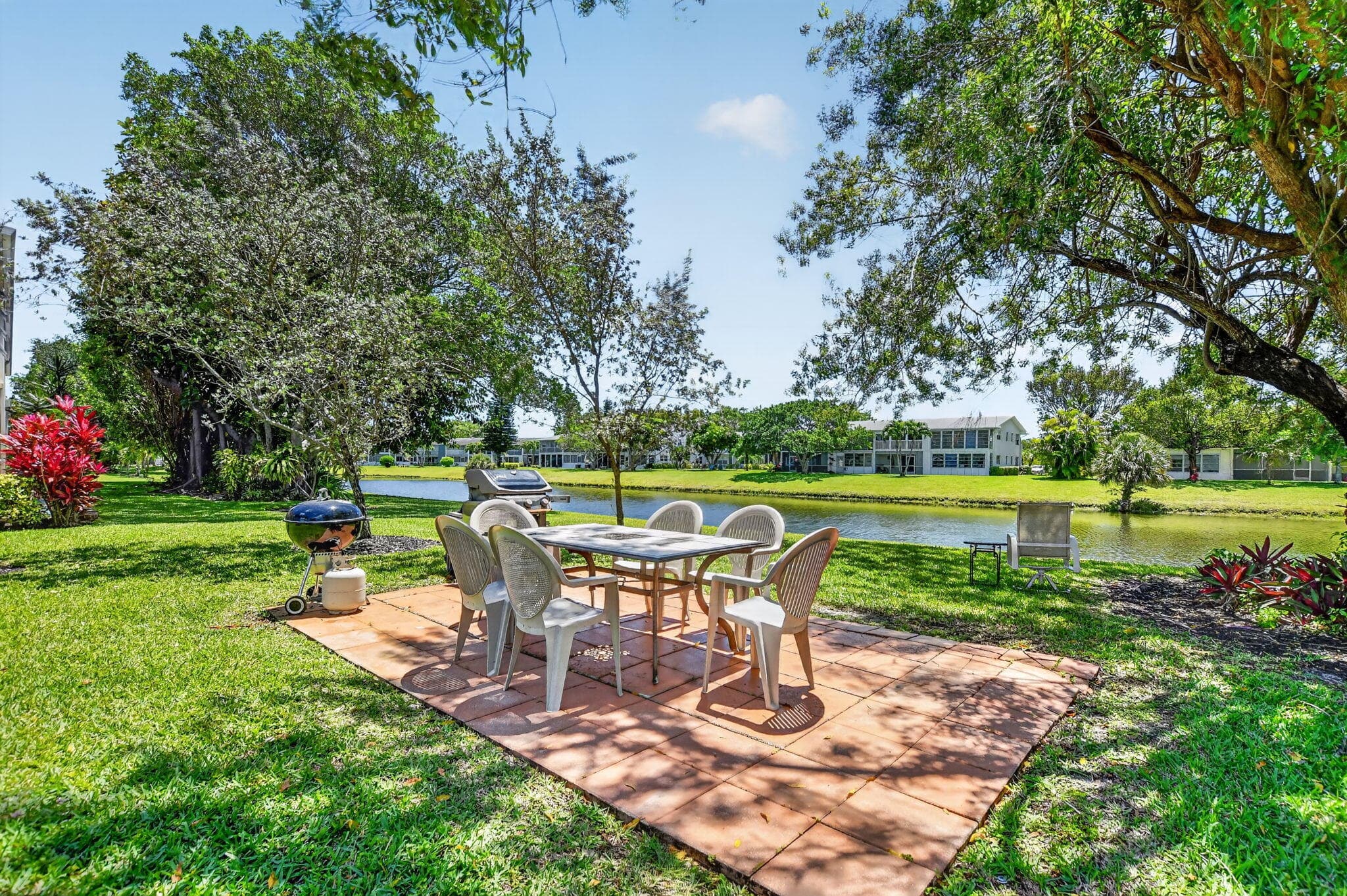 492 W Tilford W, Deerfield Beach, FL 33442 — photo 32 of 97