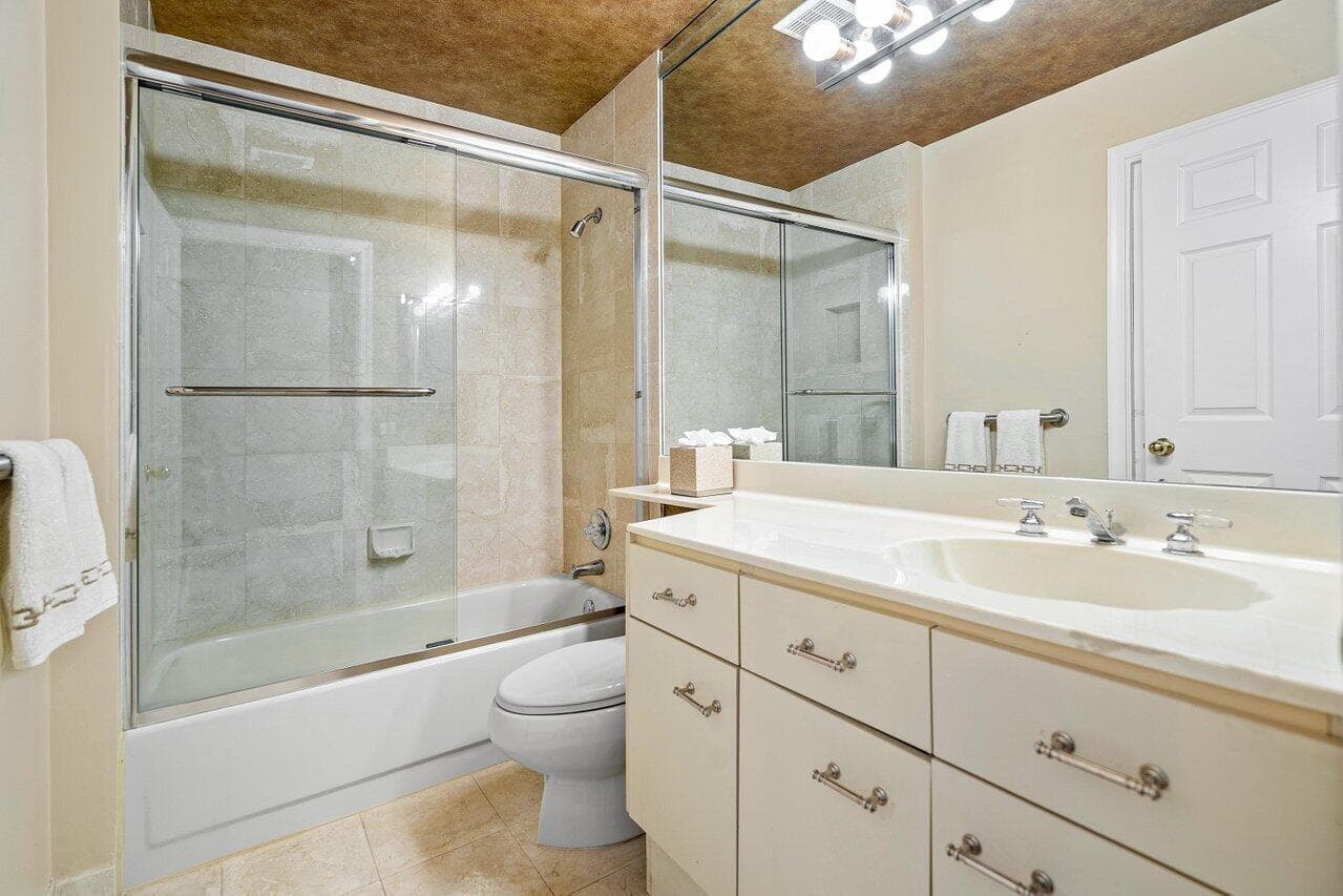 5070 Lake Catalina Drive C, Boca Raton, FL 33496 — photo 18 of 48