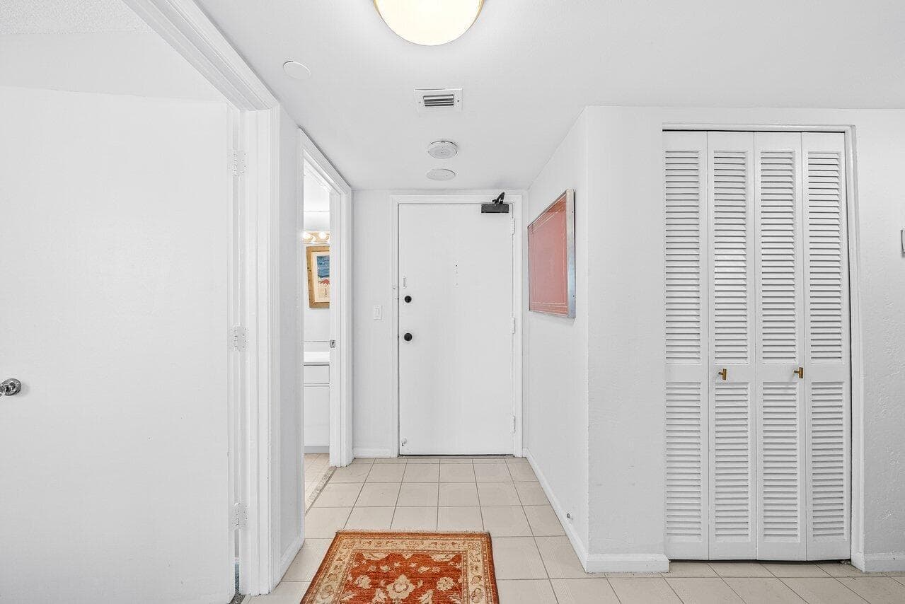 3560 S Ocean Boulevard 809, South Palm Beach, FL 33480 — photo 3 of 40