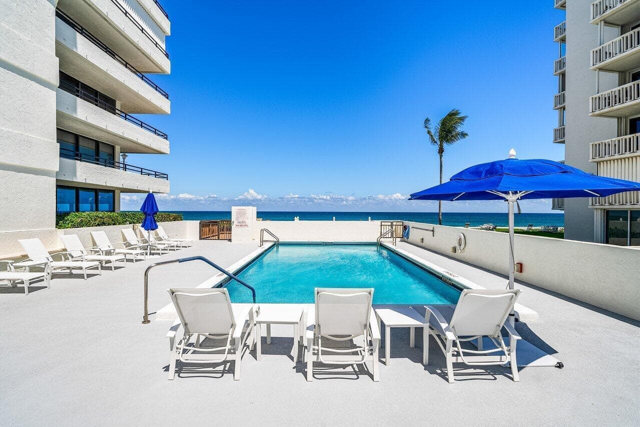 3560 S Ocean Boulevard 809, South Palm Beach, FL 33480 — photo 30 of 40