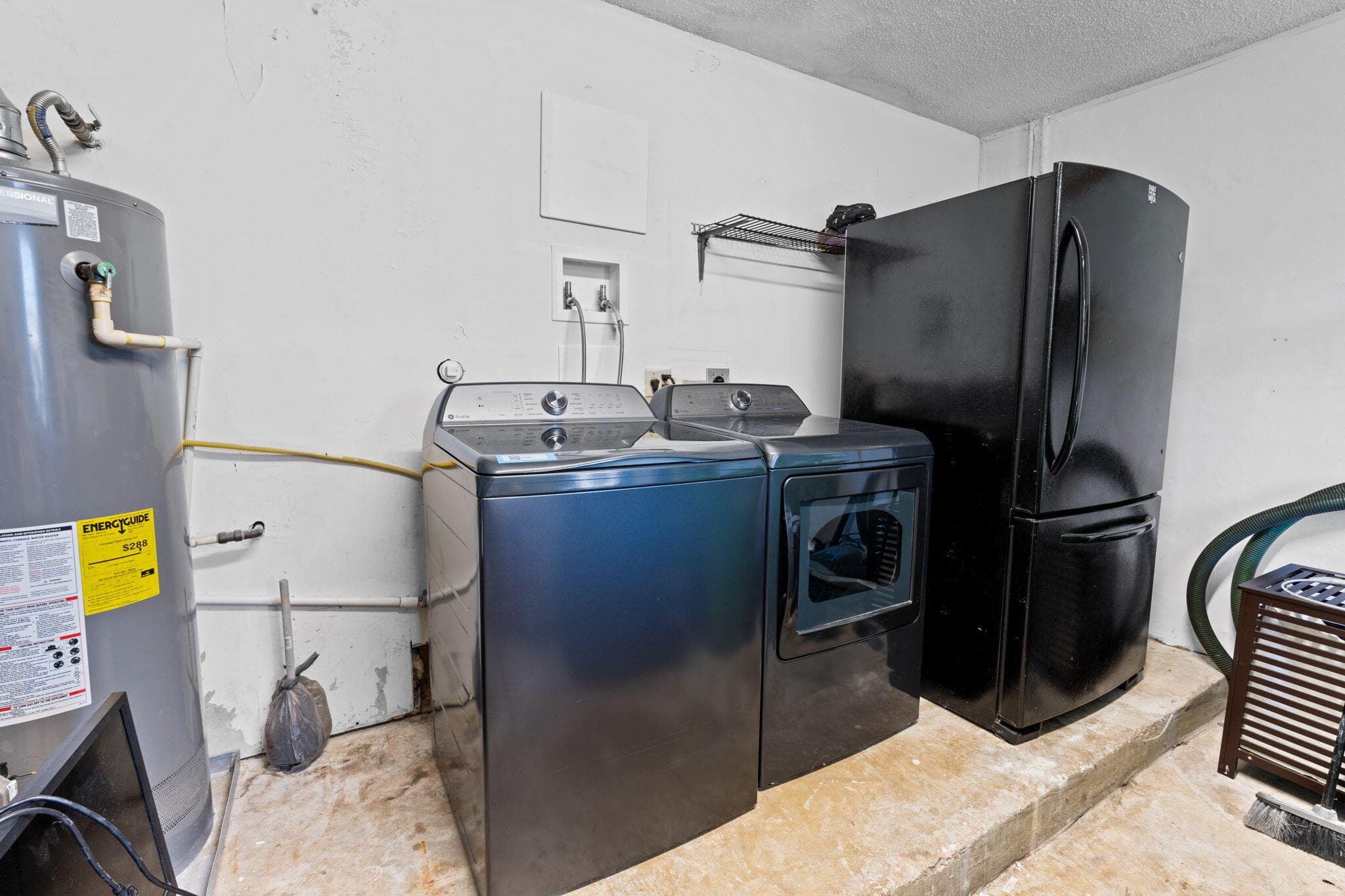 11831 NW 38th Place, Sunrise, FL 33323 — photo 33 of 35