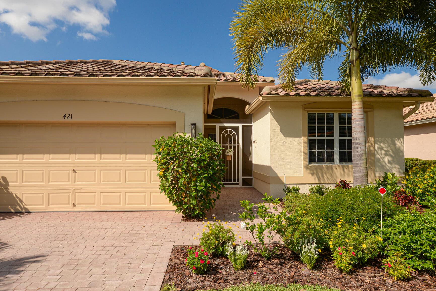 421 NW Sunview Way, Port St. Lucie, FL 34986 — photo 4 of 48
